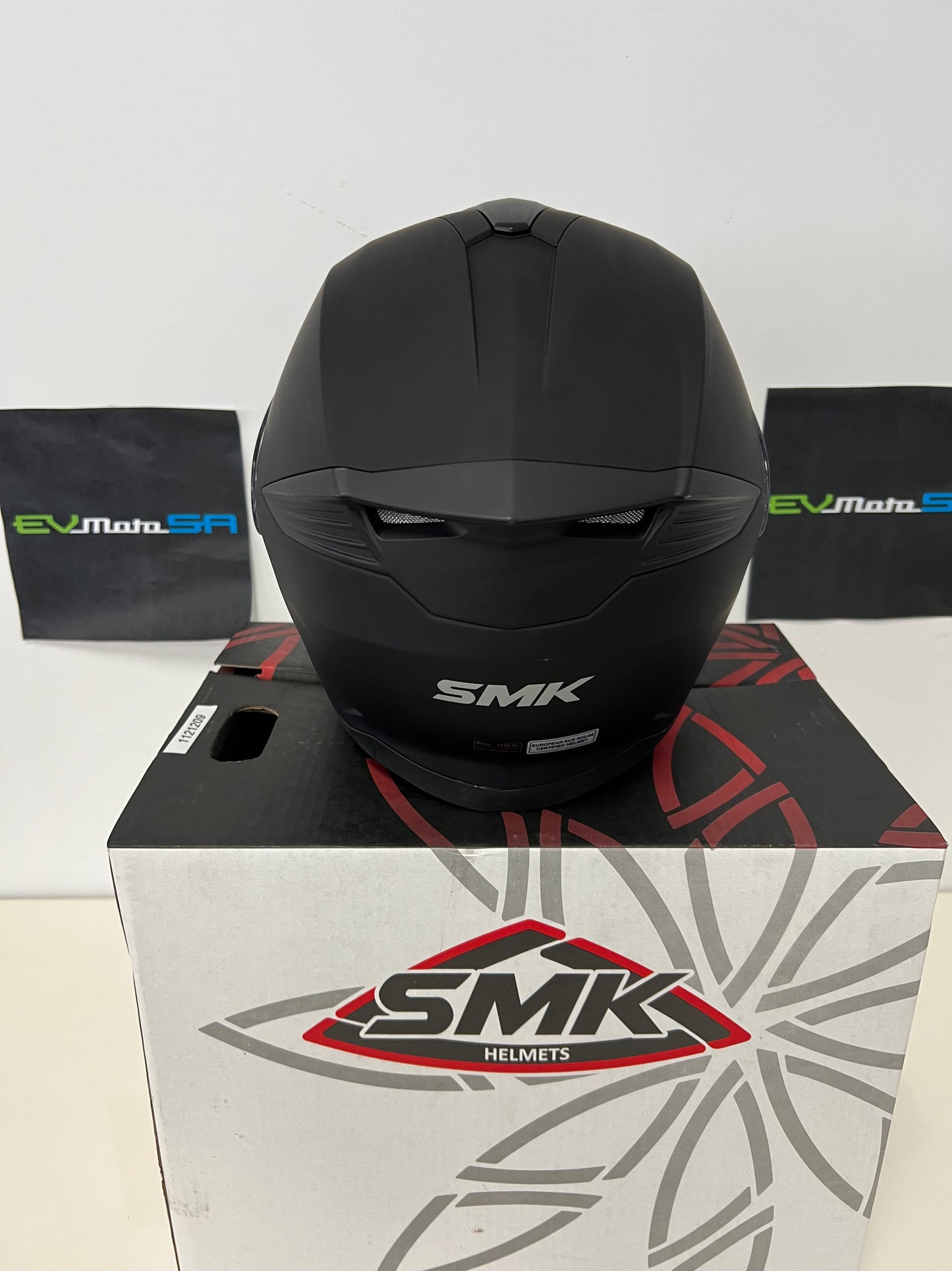 SMK Gullwing Motorcycle Modular Helmet (MA200) Matt Black